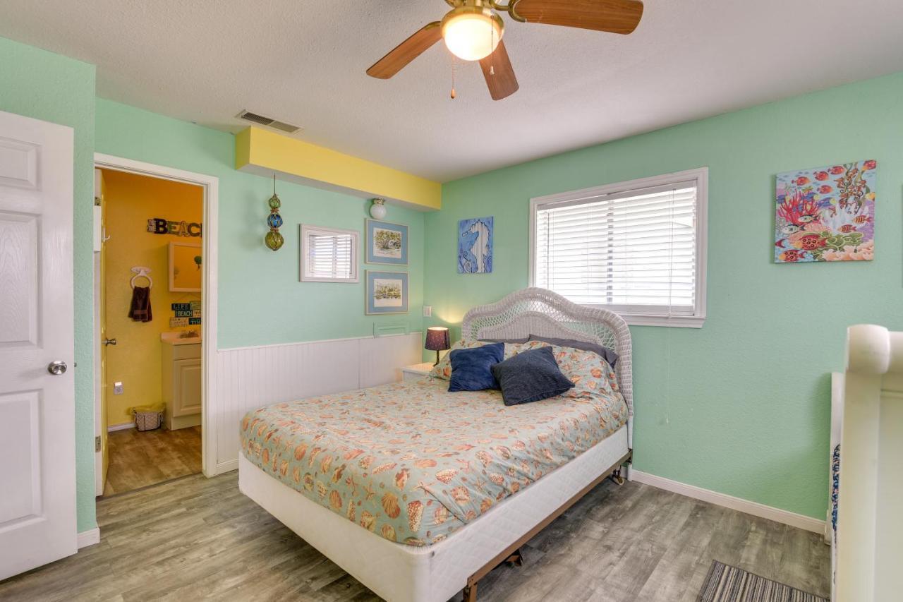 Surfside Beach Home With Deck 300 Feet To The Gulf! Esterno foto